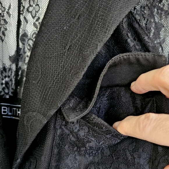 Blithe Lace Romper Size S Black Sheer Long Sleeve Collared Sexy Fairy Whimsigoth - Picture 6 of 14